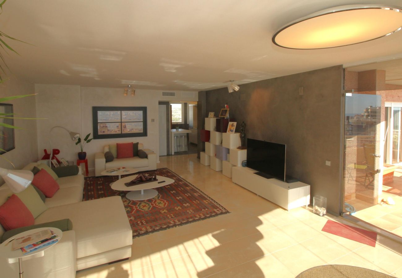 Penthouse in Calpe - AV-3454