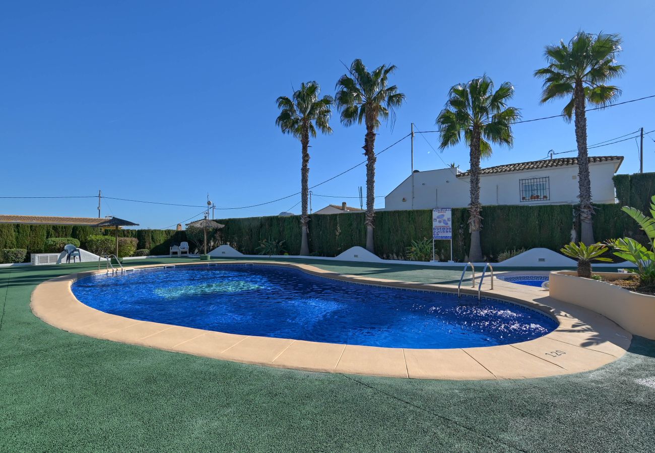 Bungalow/ verbunden mit der Villa in Calpe - AV-5158