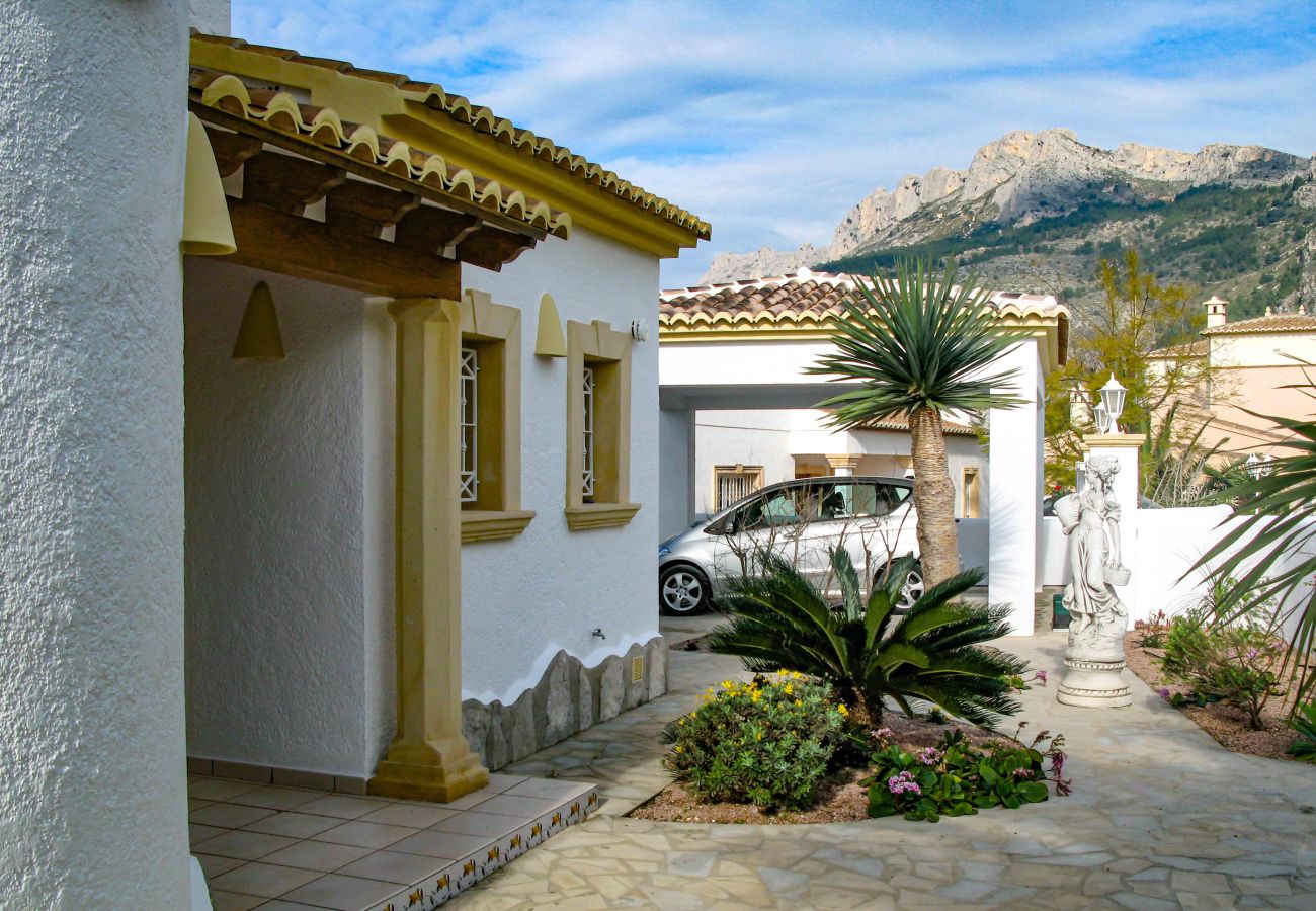 Villa in Altea - AV-3293