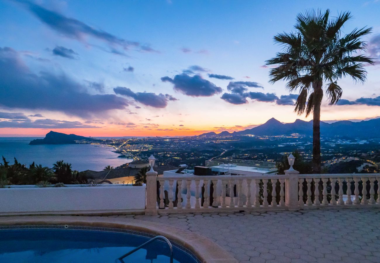 Villa in Altea - AV-3293