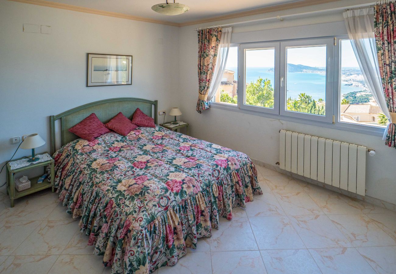 Villa in Altea - AV-3293