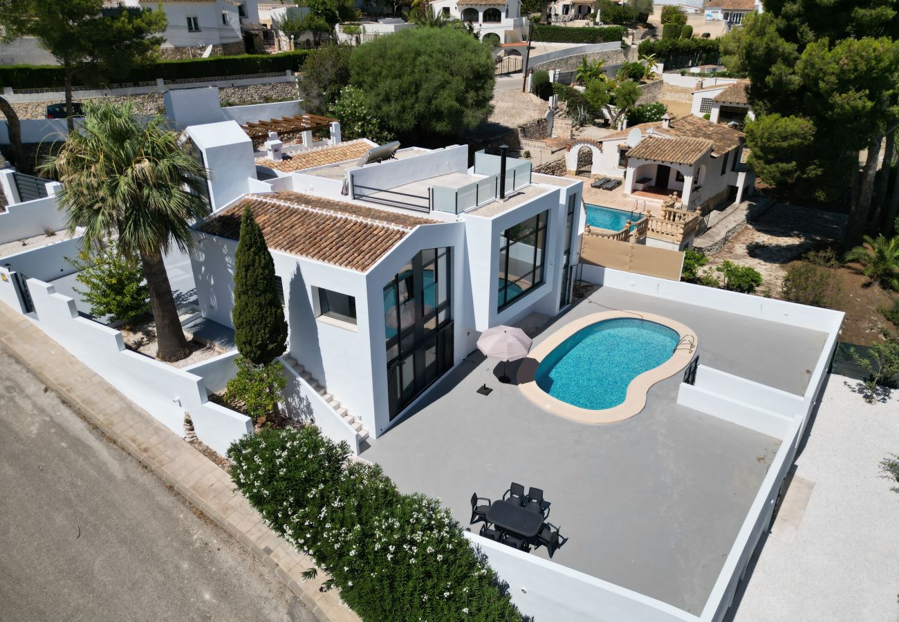 Villa in Moraira - AV-7158