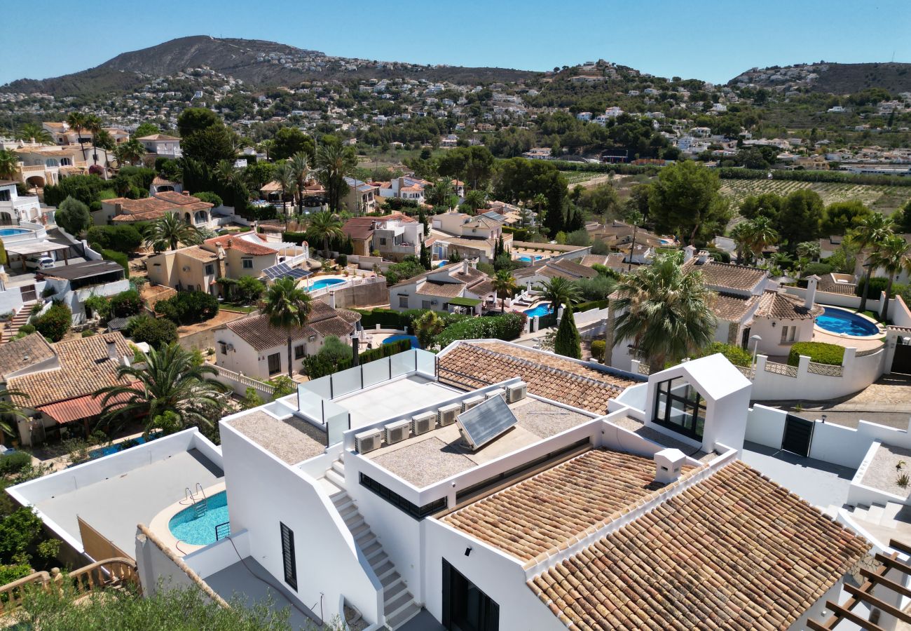 Villa in Moraira - AV-7158