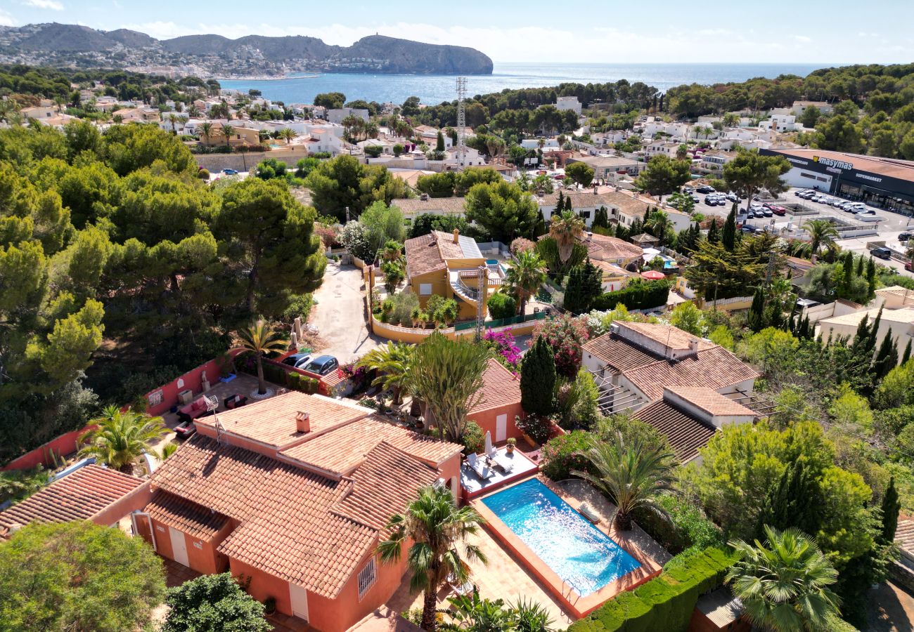 Villa in Moraira - AV-3087