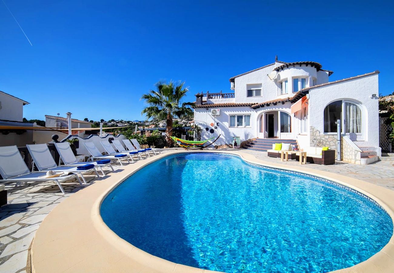 Villa in Moraira - AV-5176