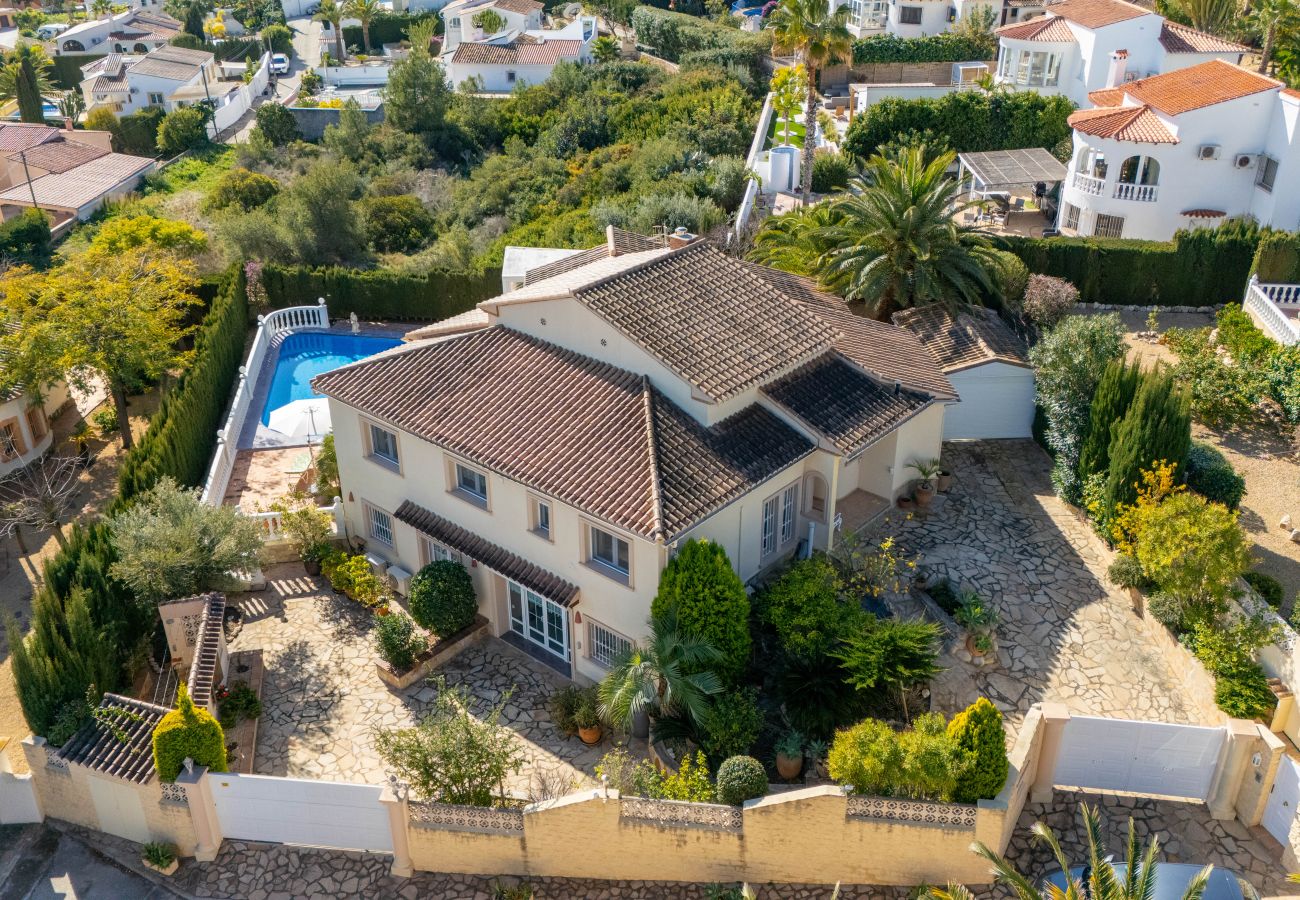 Villa in Calpe - AV-3105