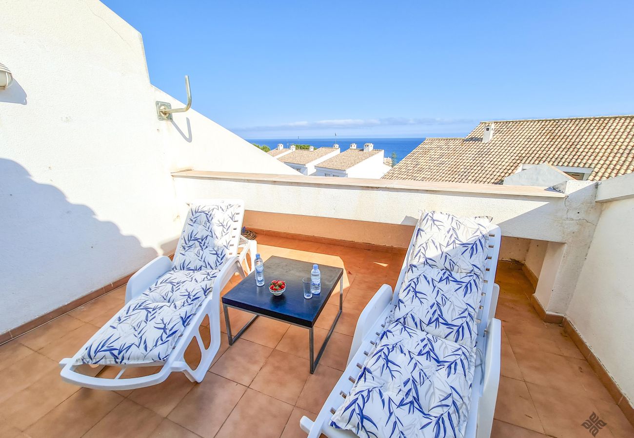 Duplex-Penthouse im Zentrum von Altea mit teilweisem Meerblick von den Terrassen