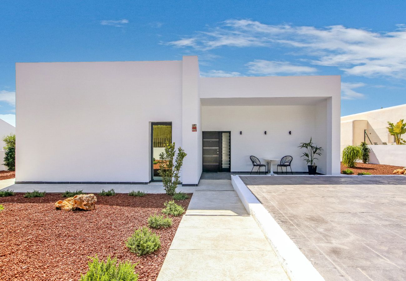 Villa/Dettached house in Altea la Vella - AV-1795