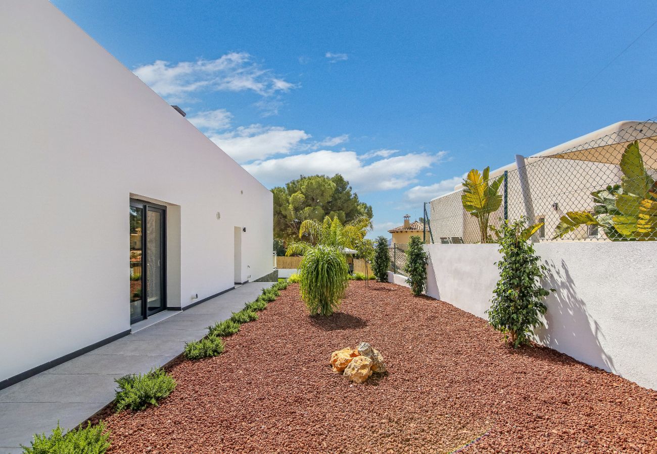 Villa/Dettached house in Altea la Vella - AV-1795