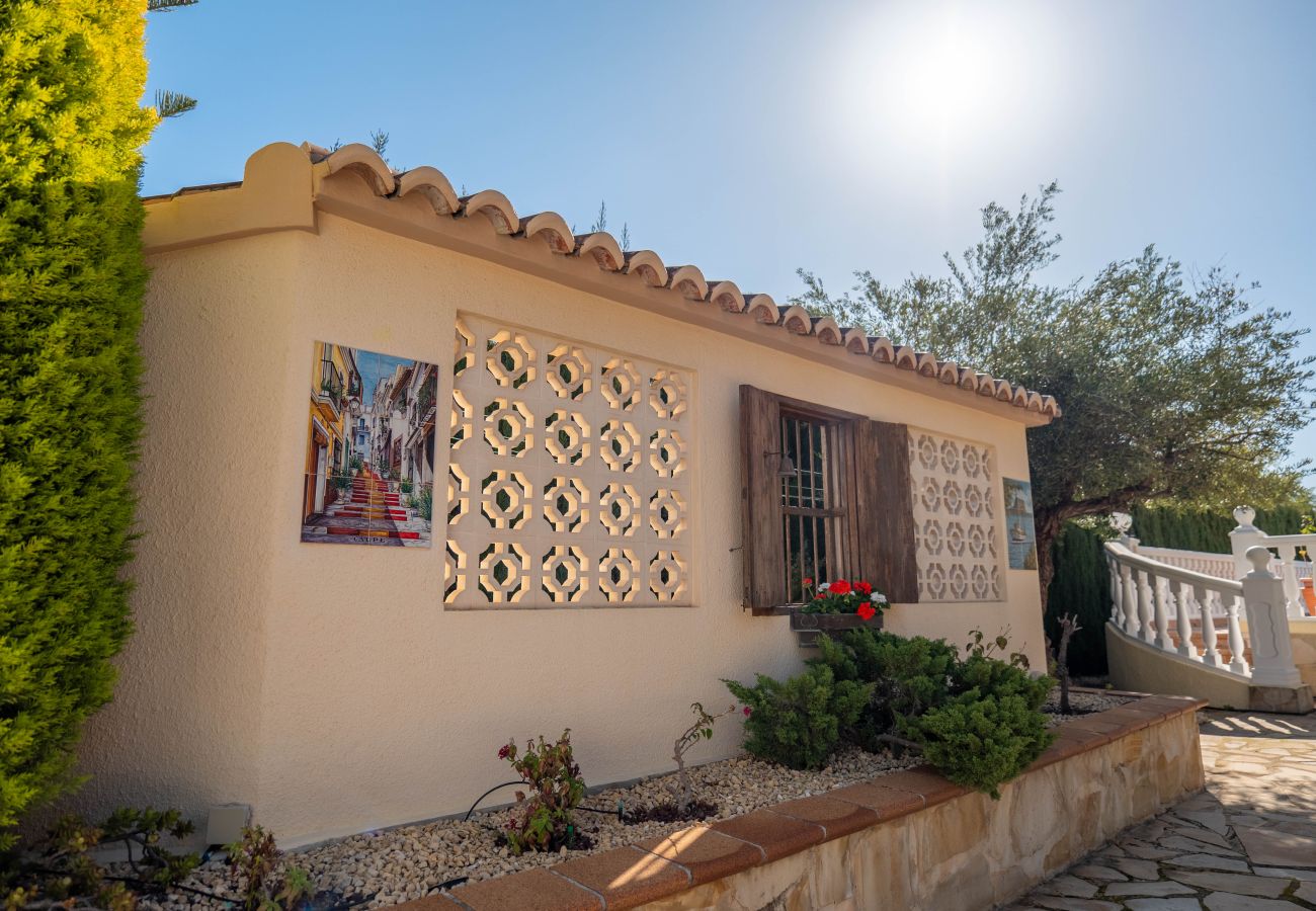 Villa/Dettached house in Calpe - AV-3105