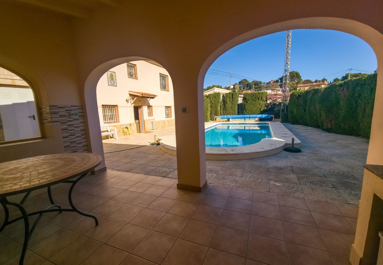 Villa/Dettached house in Calpe - AV-6582