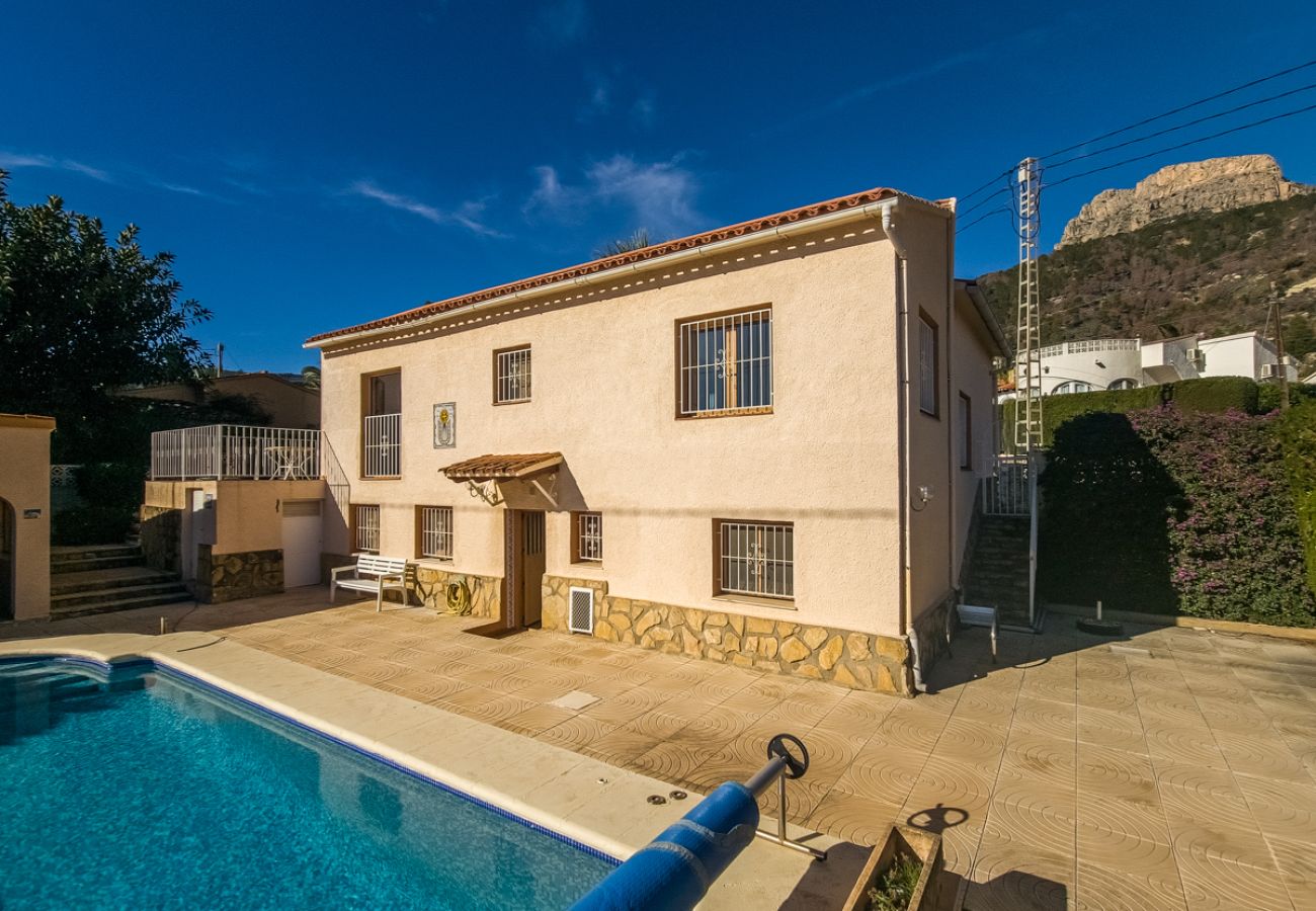 Villa/Dettached house in Calpe - AV-6582