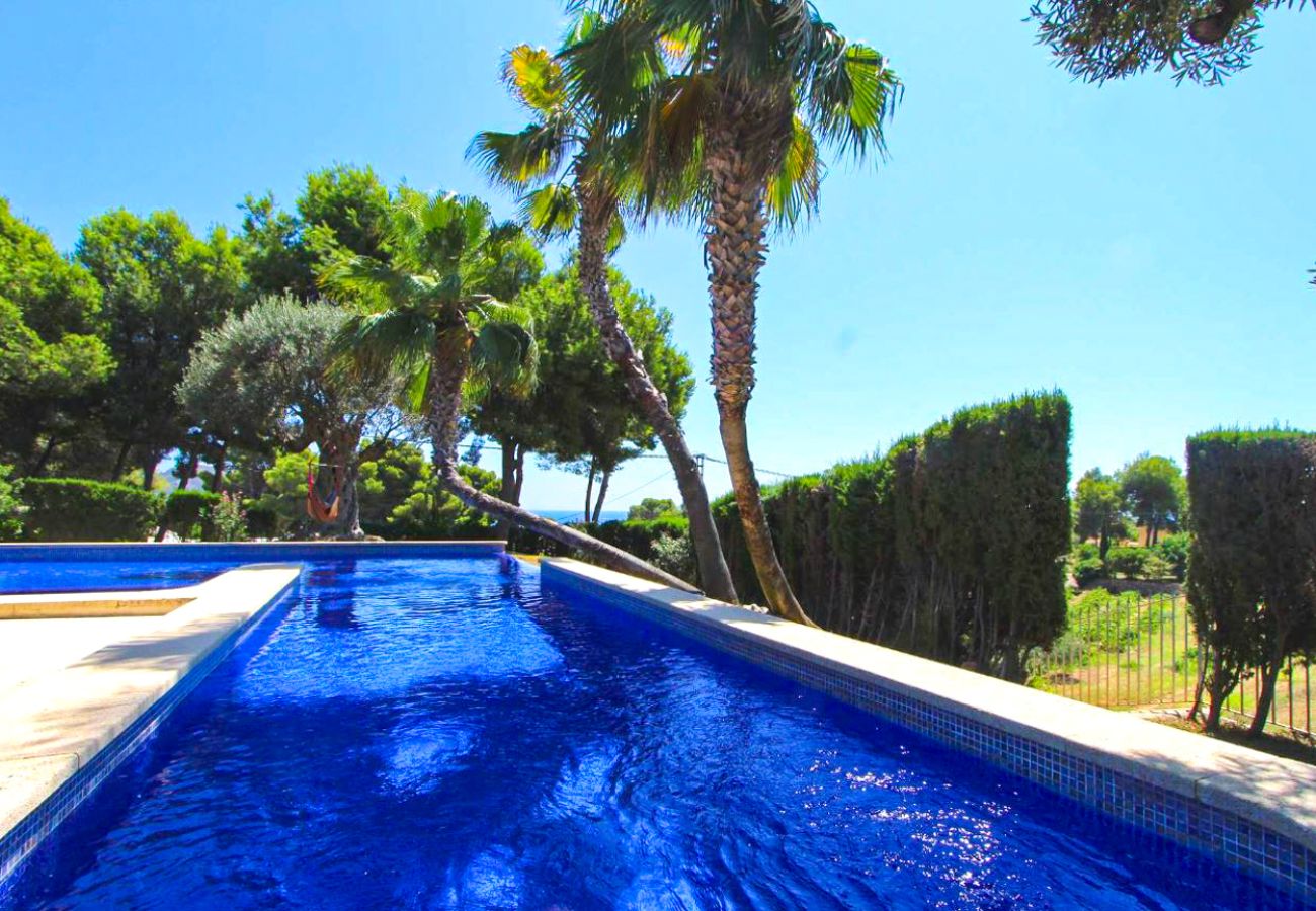 villa à Moraira - AV-1234