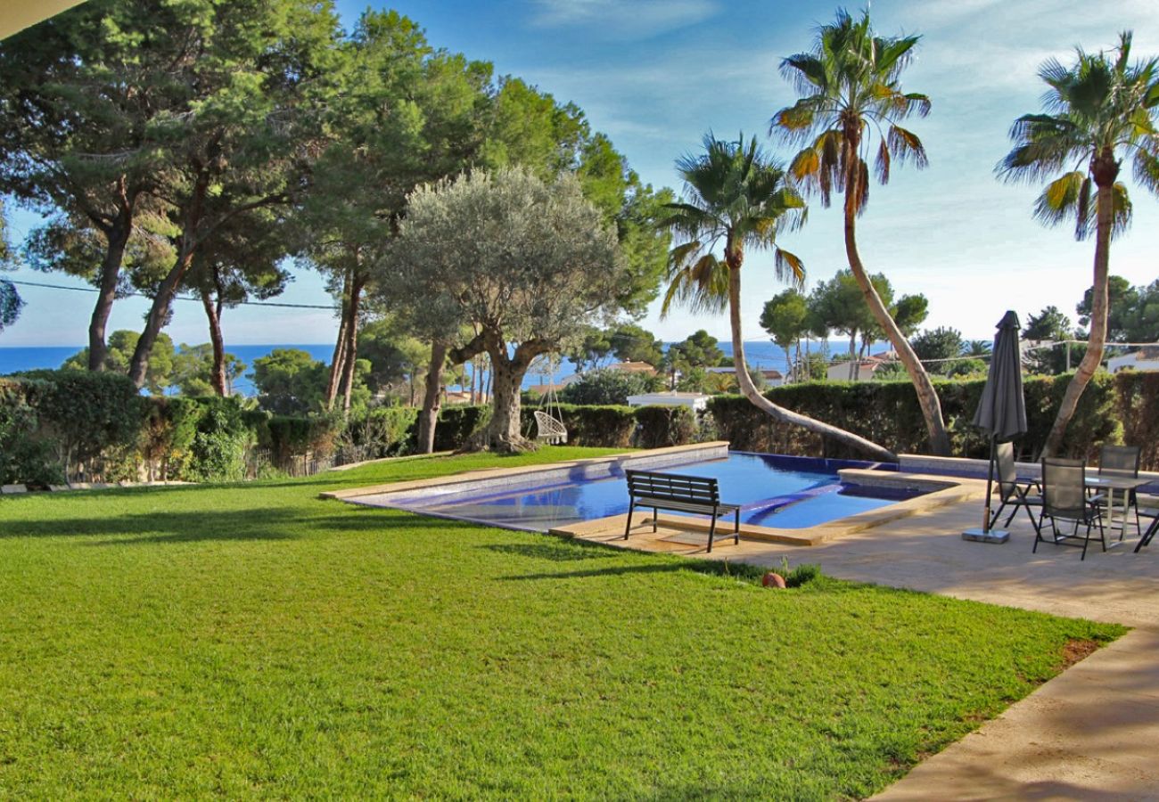 villa à Moraira - AV-1234