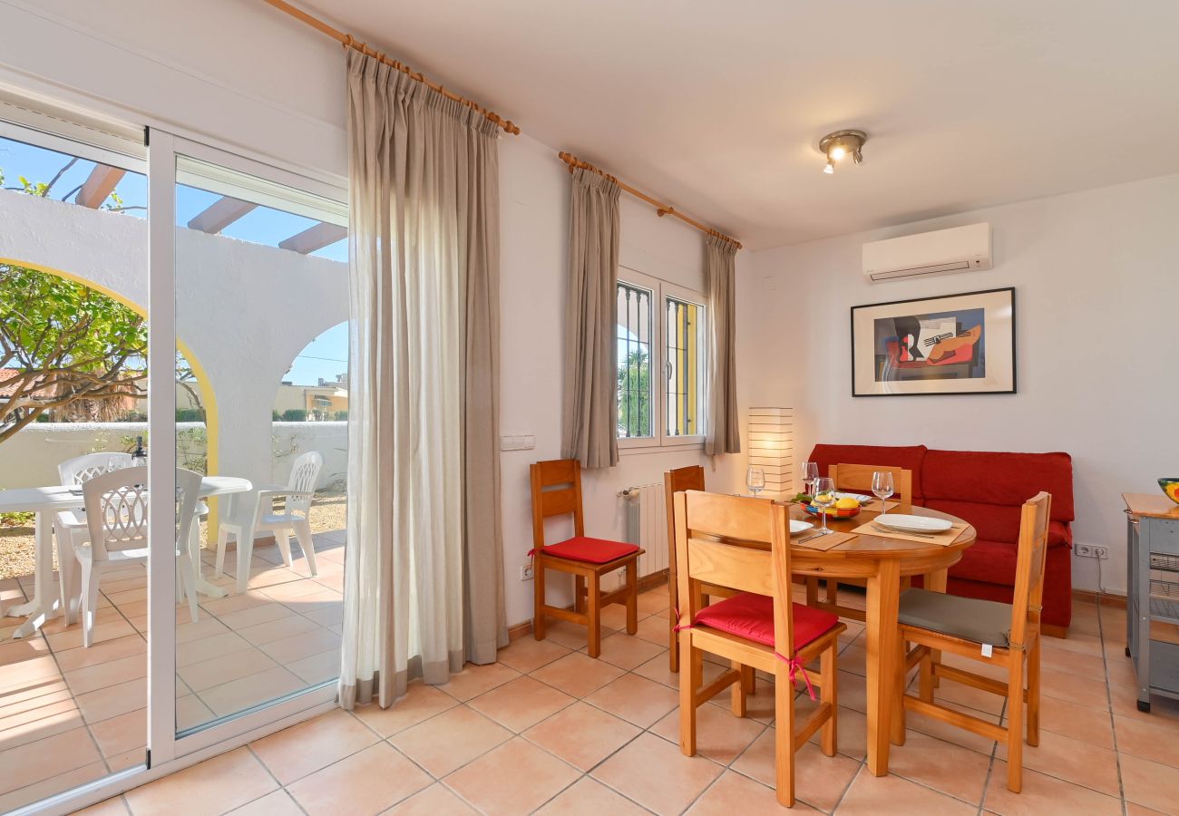 Bungalow en Calpe - AV-5158